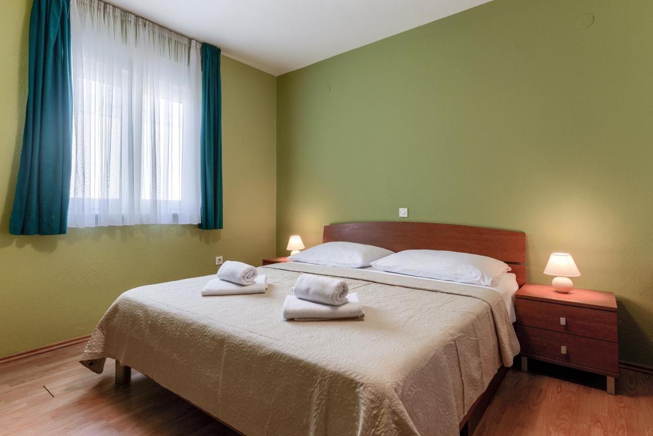 Appartement Olive Maris à Petrčane Extérieur photo