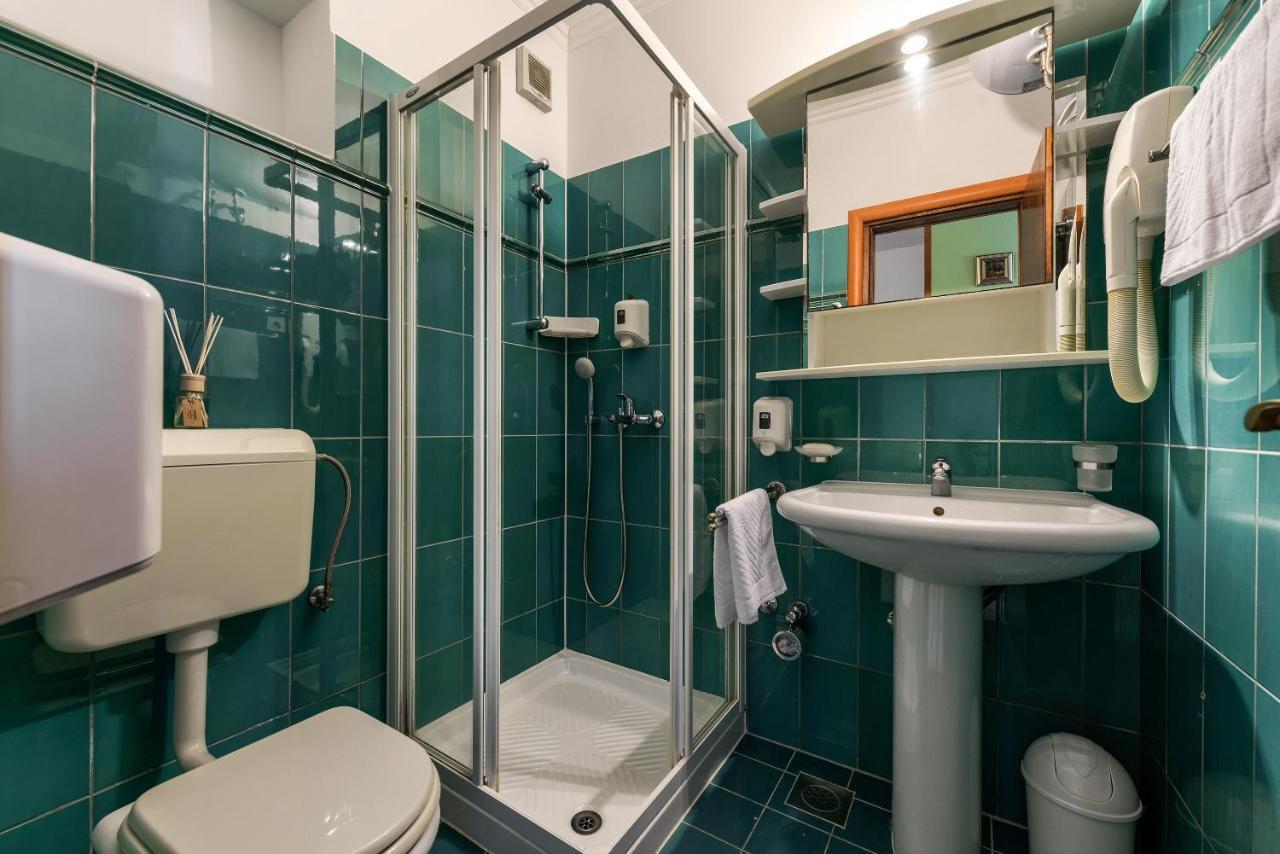 Appartement Olive Maris à Petrčane Extérieur photo