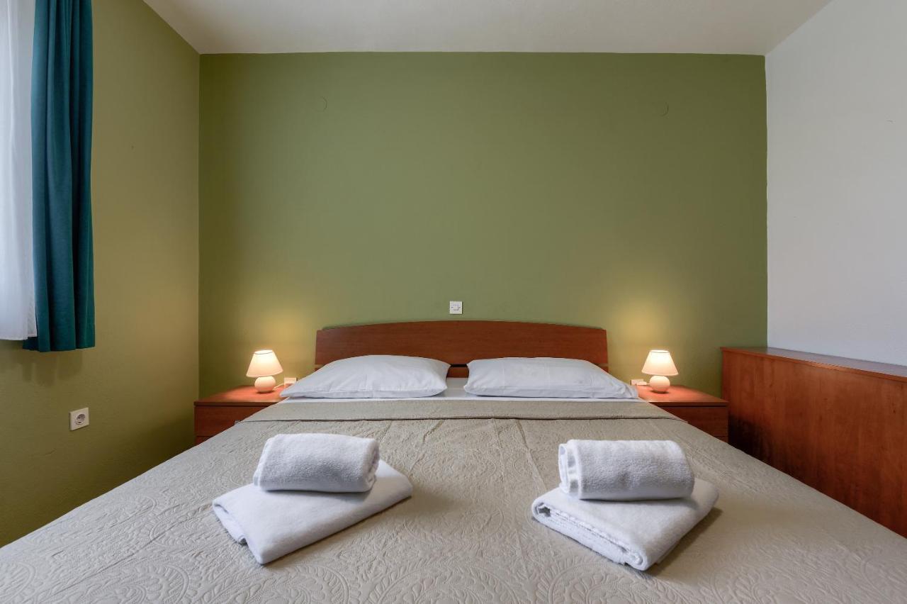 Appartement Olive Maris à Petrčane Extérieur photo