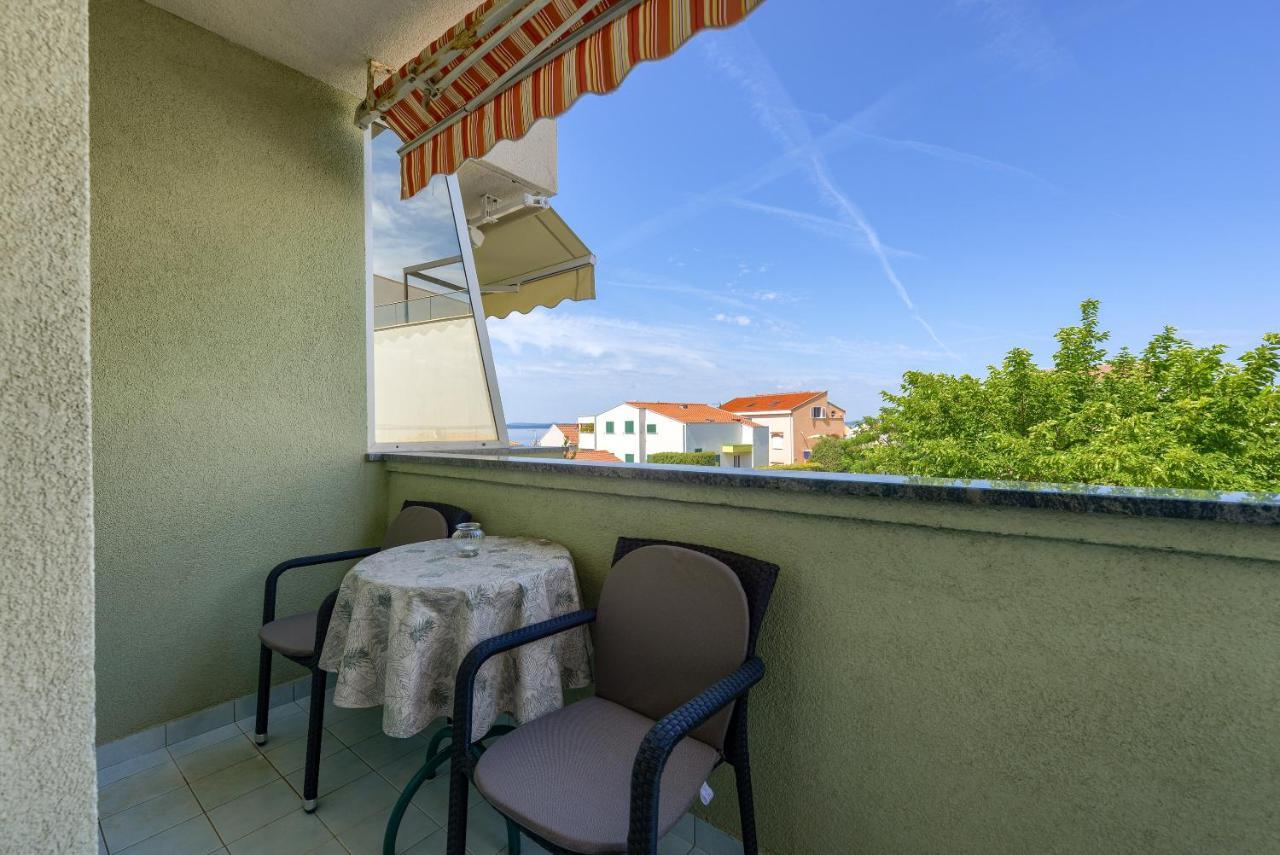 Appartement Olive Maris à Petrčane Extérieur photo